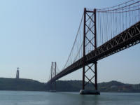 Lissabon - Brücke des 25. April und Christo-Rei-Statue