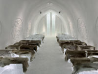 Kirche im Eishotel