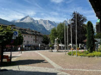 Garmisch Zentrum ..... im Hintergrund die Alpspitze